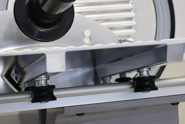 Aufschnittmaschine Serie Rauch EVO 250 GRAU "NEU" Profi Riemenantrieb – Bild 6
